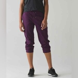 Lululemon Studio Crop II (Unlined) - Sz 4